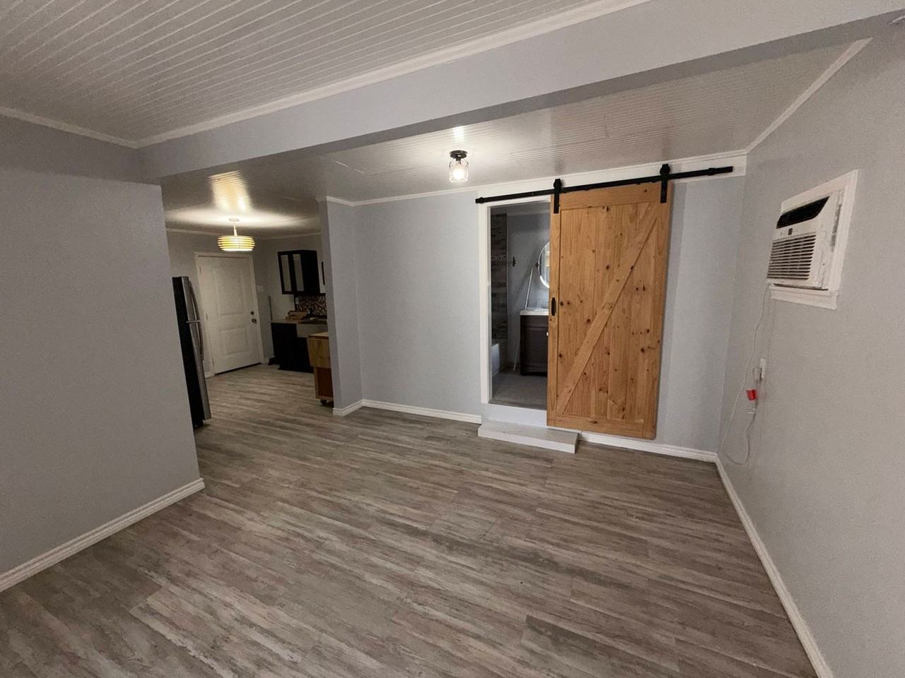 1124 2nd St - Photo 7 of 17