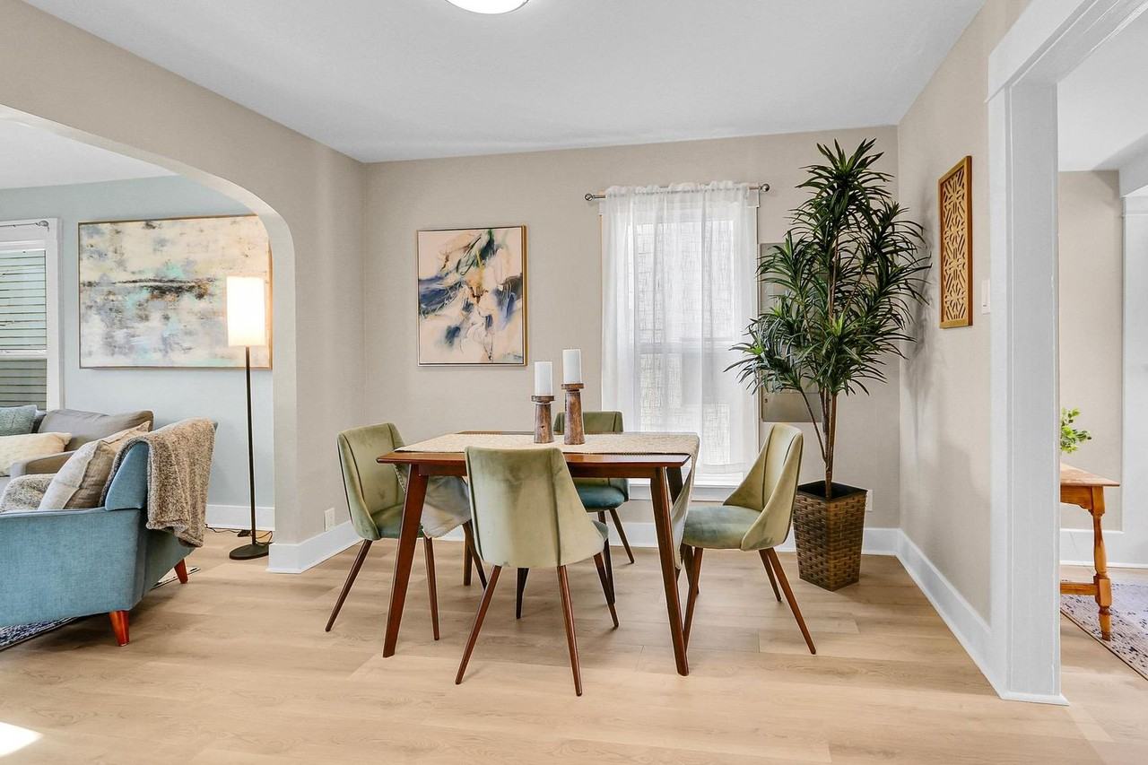 2850 Nw 65th St - Photo 7 of 27