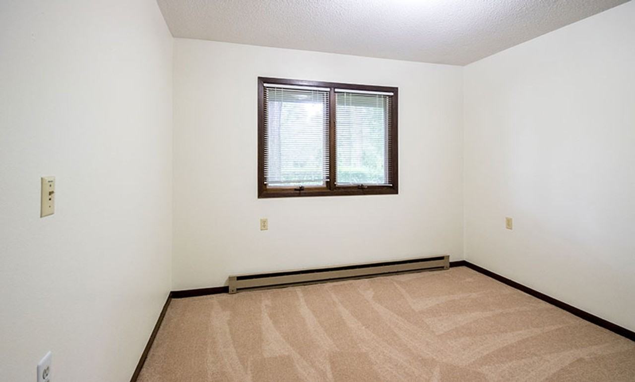 Orange Colony - Photo 6 of 8