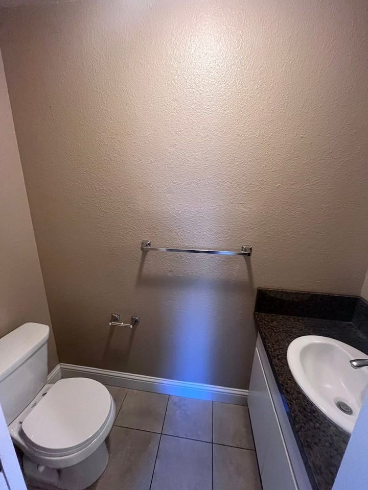 1253 Pebblewood Dr - Photo 6 of 13