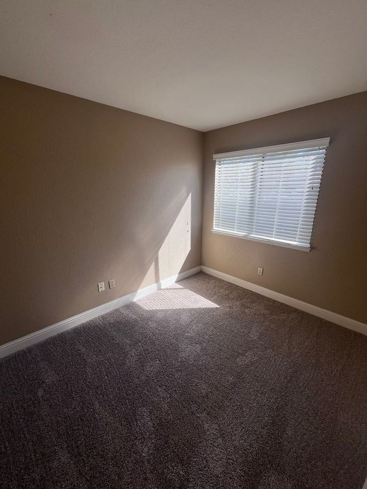 1253 Pebblewood Dr - Photo 7 of 13