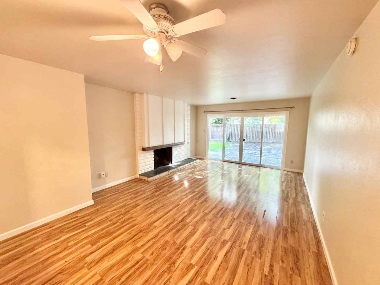 604 Radcliffe Dr - Photo 6 of 50