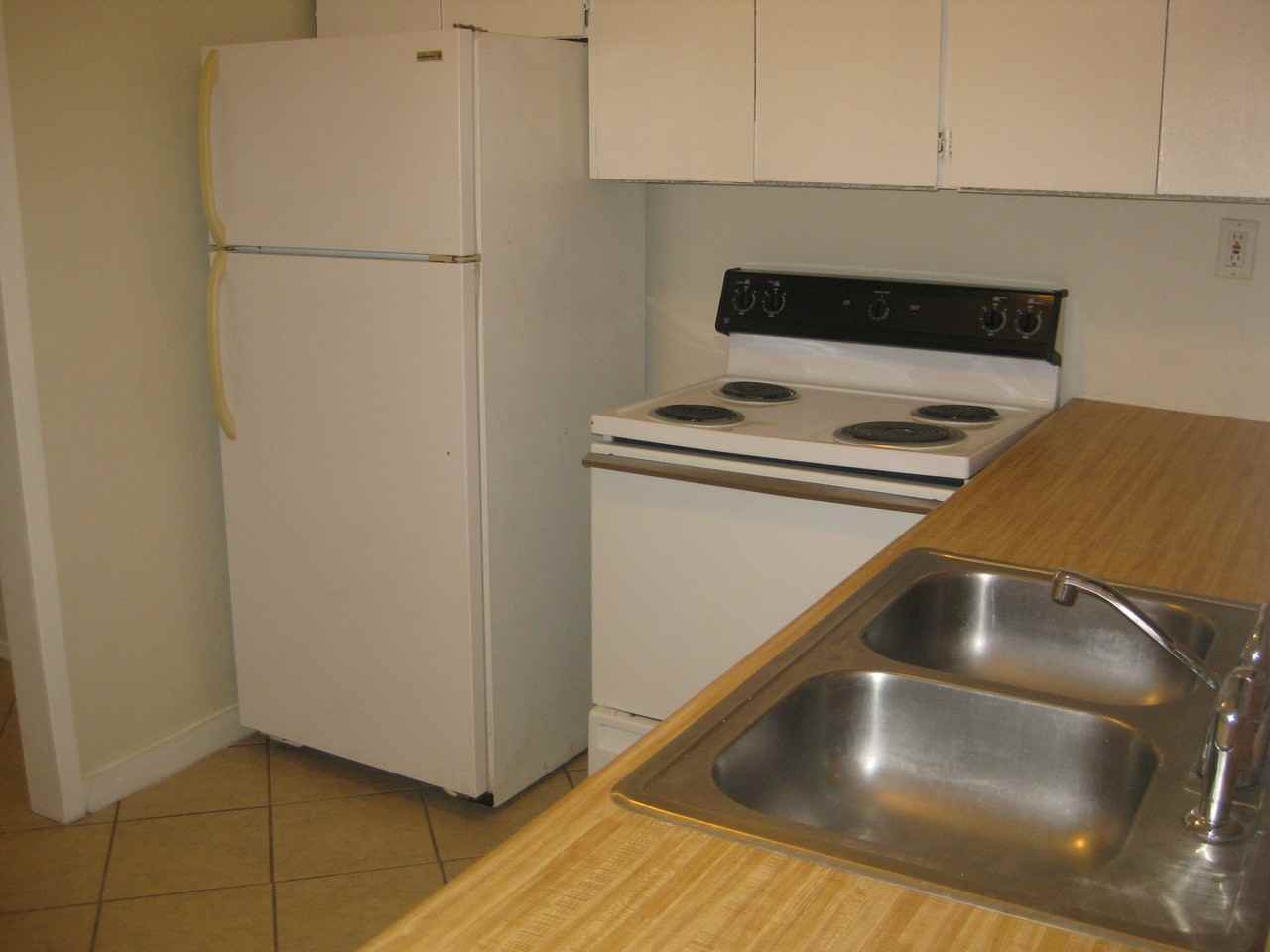 230 Beulah St - Photo 3 of 9