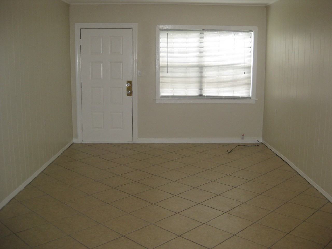 230 Beulah St - Photo 6 of 9