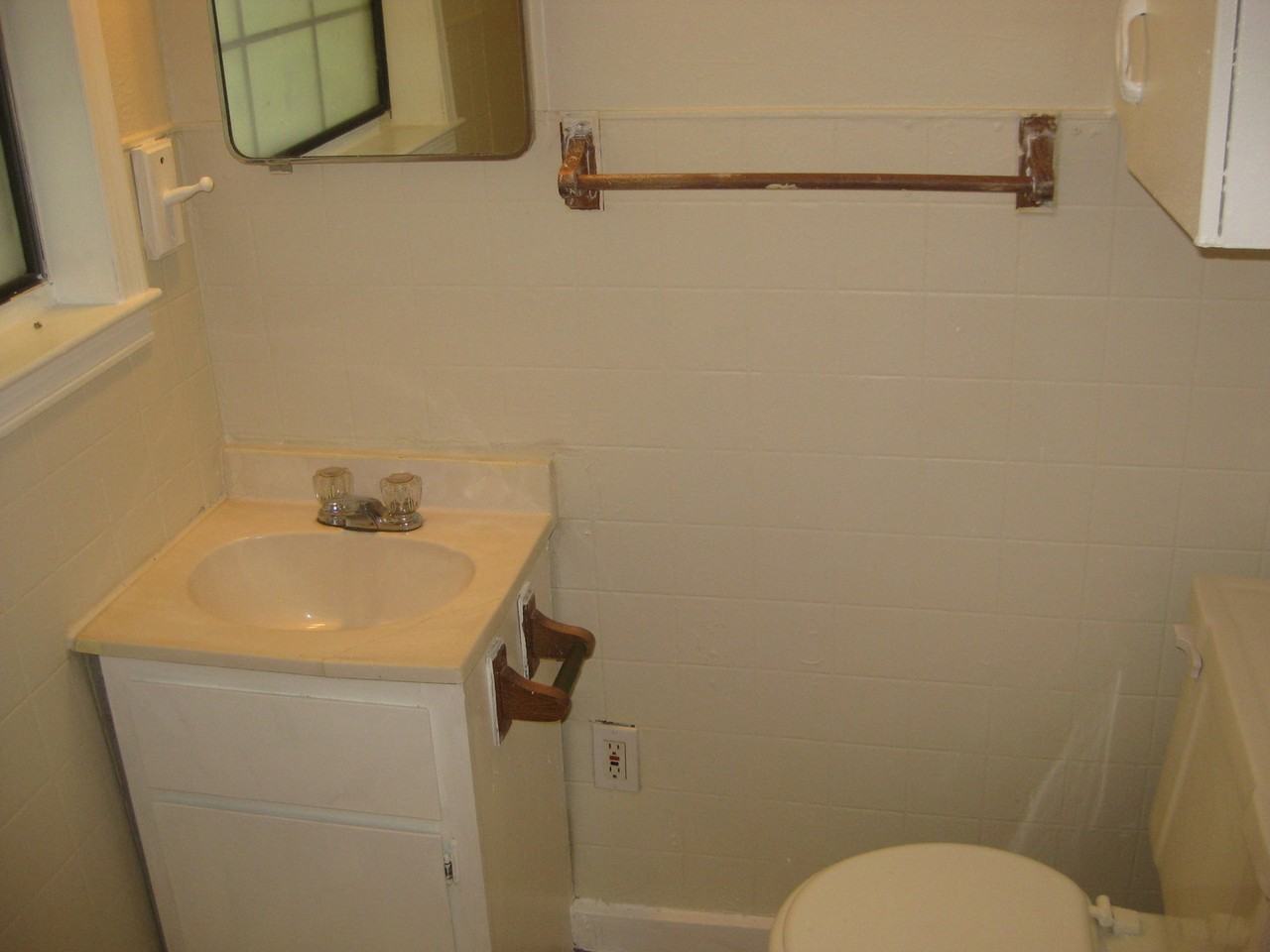 230 Beulah St - Photo 7 of 9