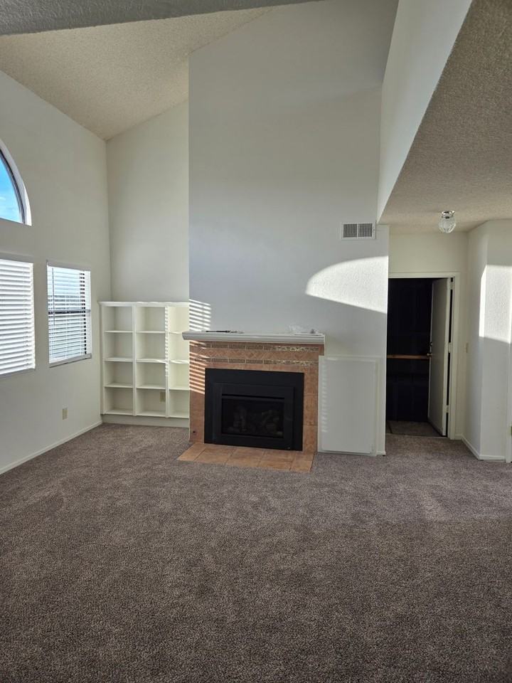 115 Narlene Way - Photo 4 of 21