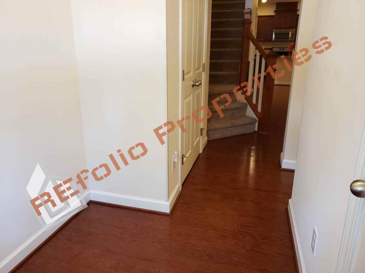 2454 Pecan Ridge Way - Photo 2 of 22