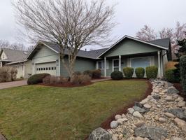 featured image of 463 Lynnbrook Dr