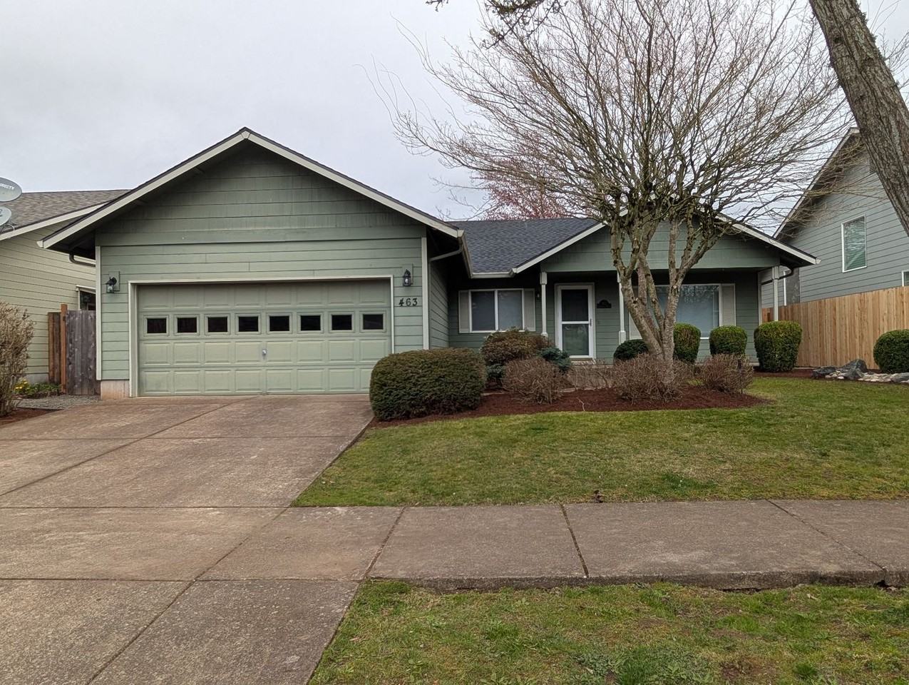 463 Lynnbrook Dr - Photo 2 of 24