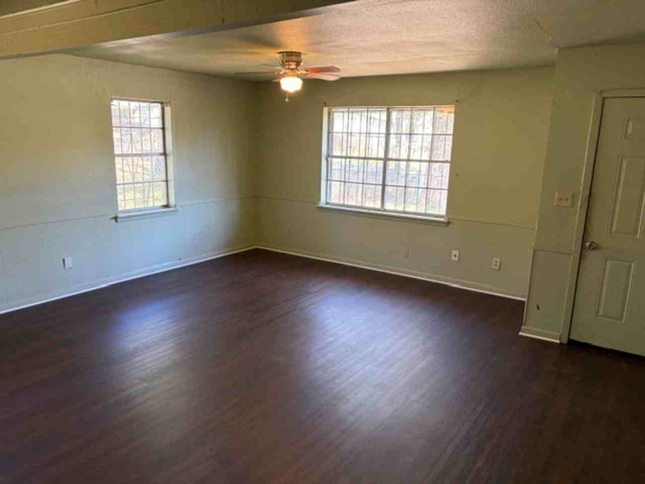 1710 Joe Louis Blvd - Photo 3 of 13