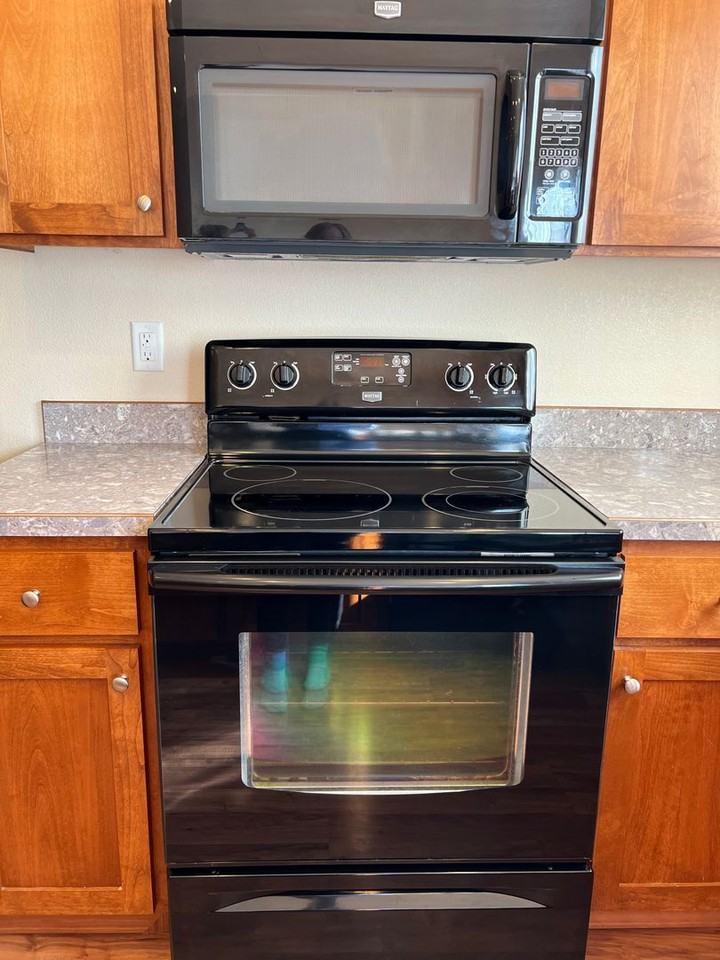 417 Sw Pemberly Loop - Photo 7 of 32