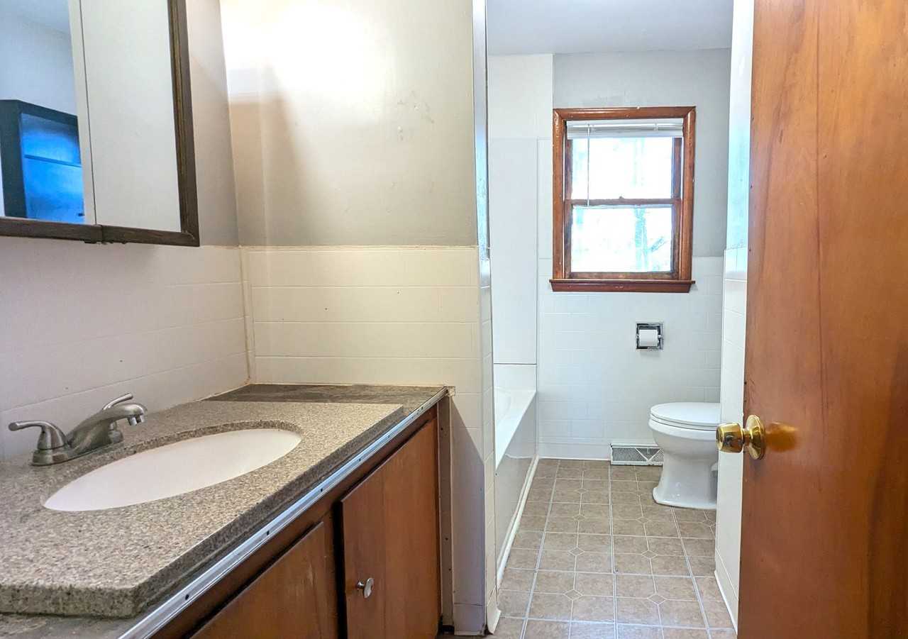 4505 E Apple Ave - Photo 5 of 12