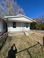 featured image of 658 E Louisiana St