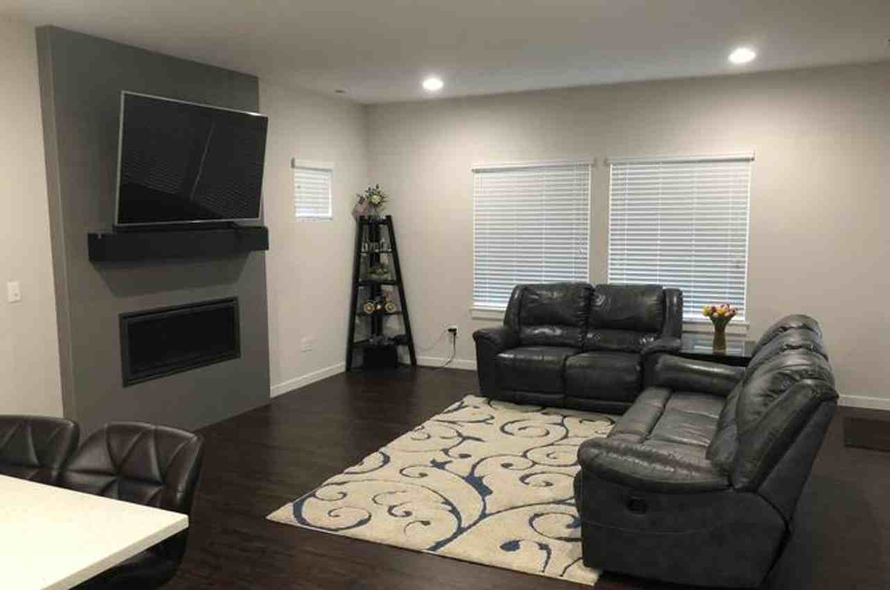 22527 42nd Dr Se - Photo 2 of 14