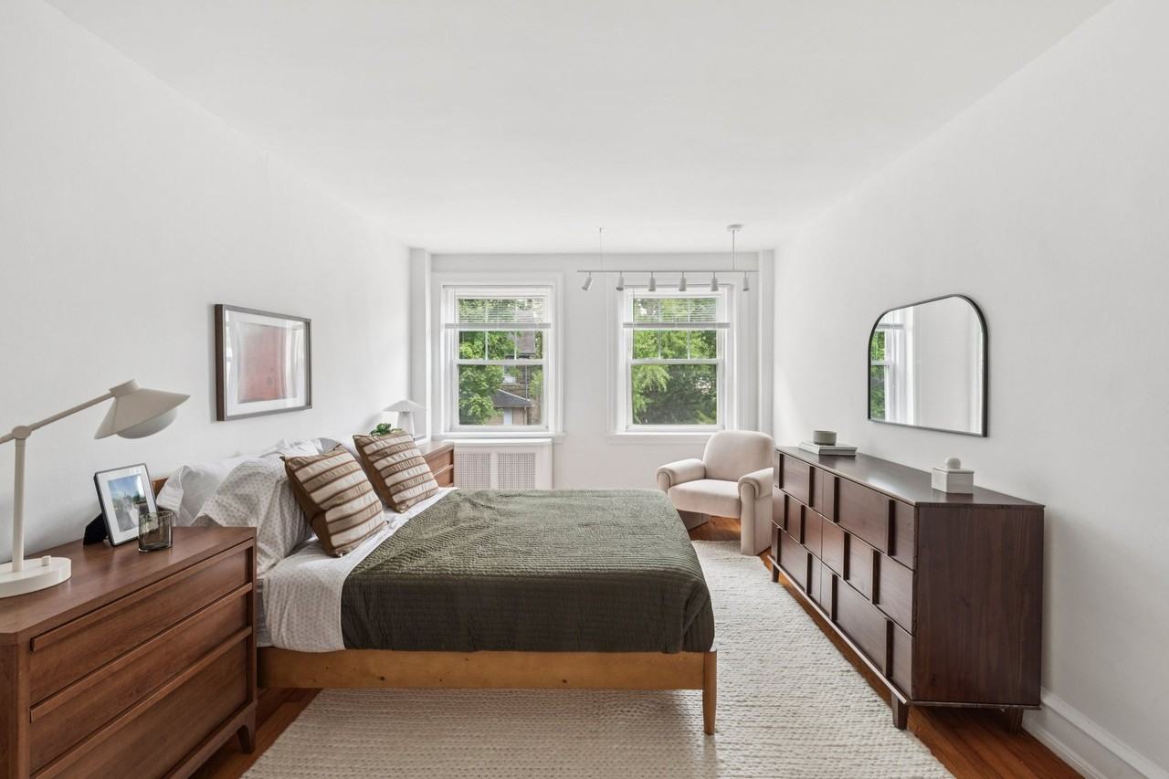 Greenwood Terrace - Photo 2 of 28