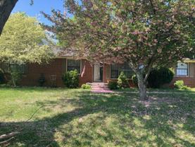 206 Eastland Dr - Photo 1 of 1