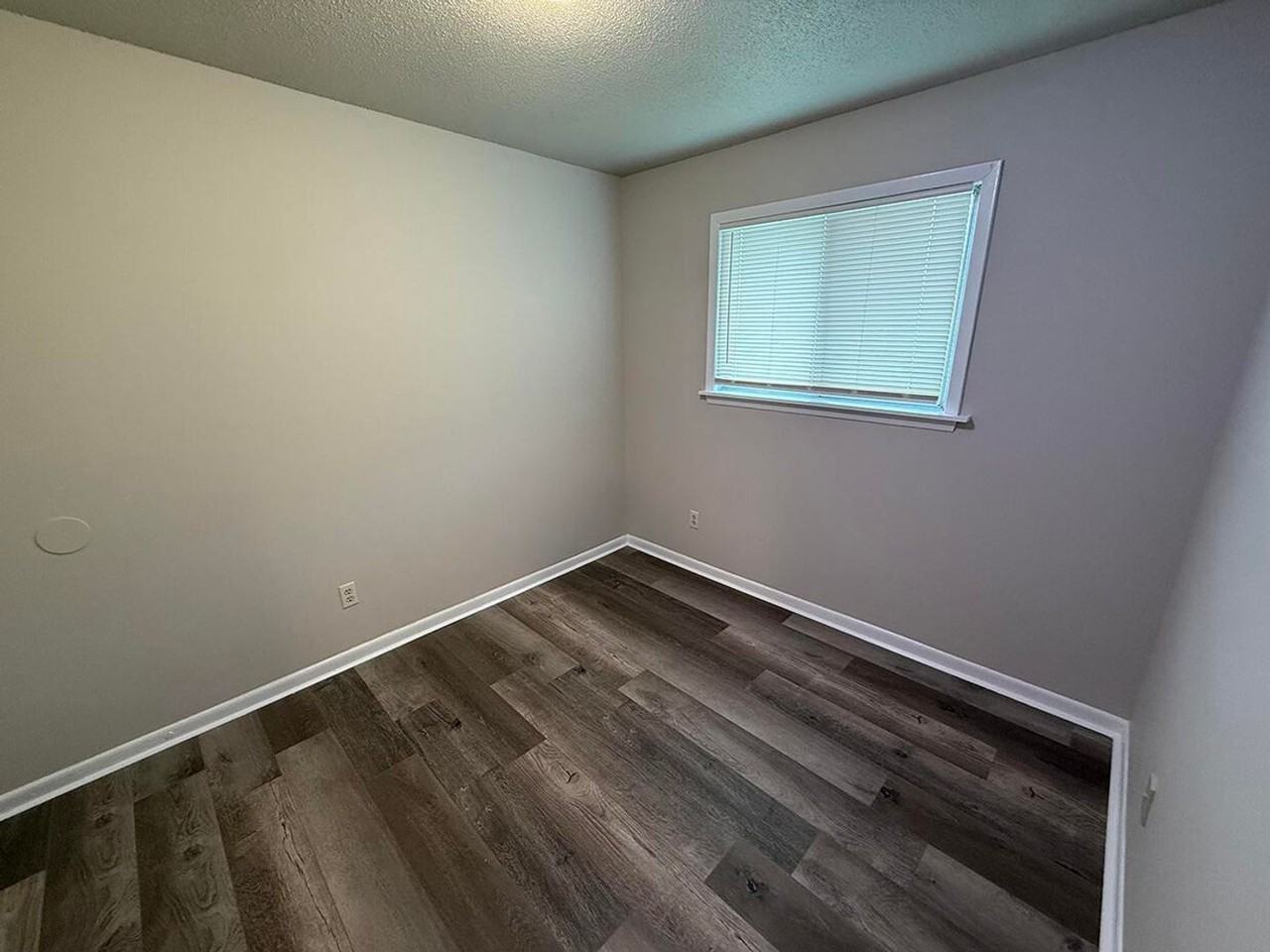 7309 N Moberly Dr #B - Photo 3 of 19