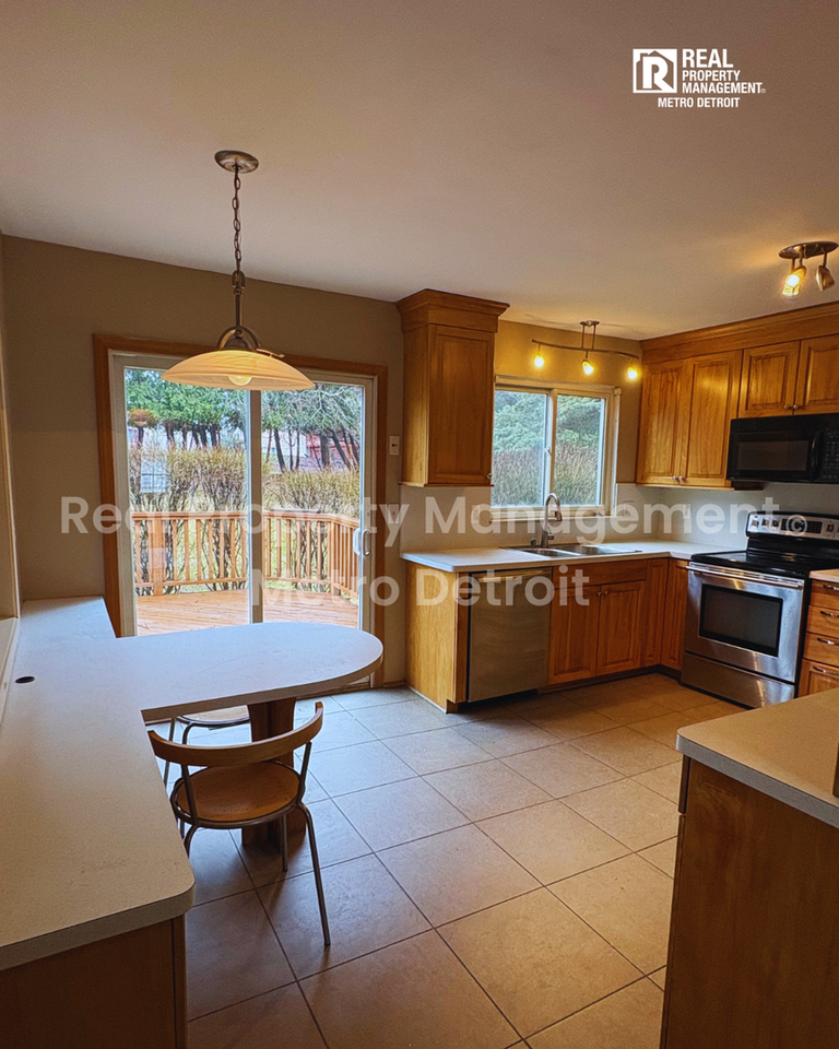 172 Parsons Ln - Photo 5 of 23