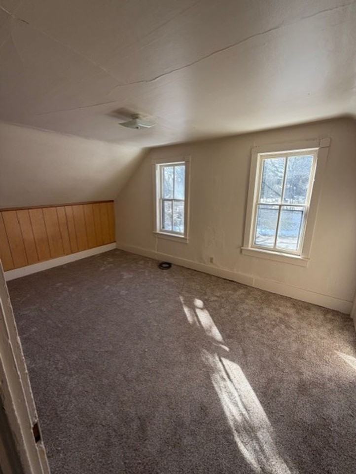 620 N 10th St - Photo 3 of 7