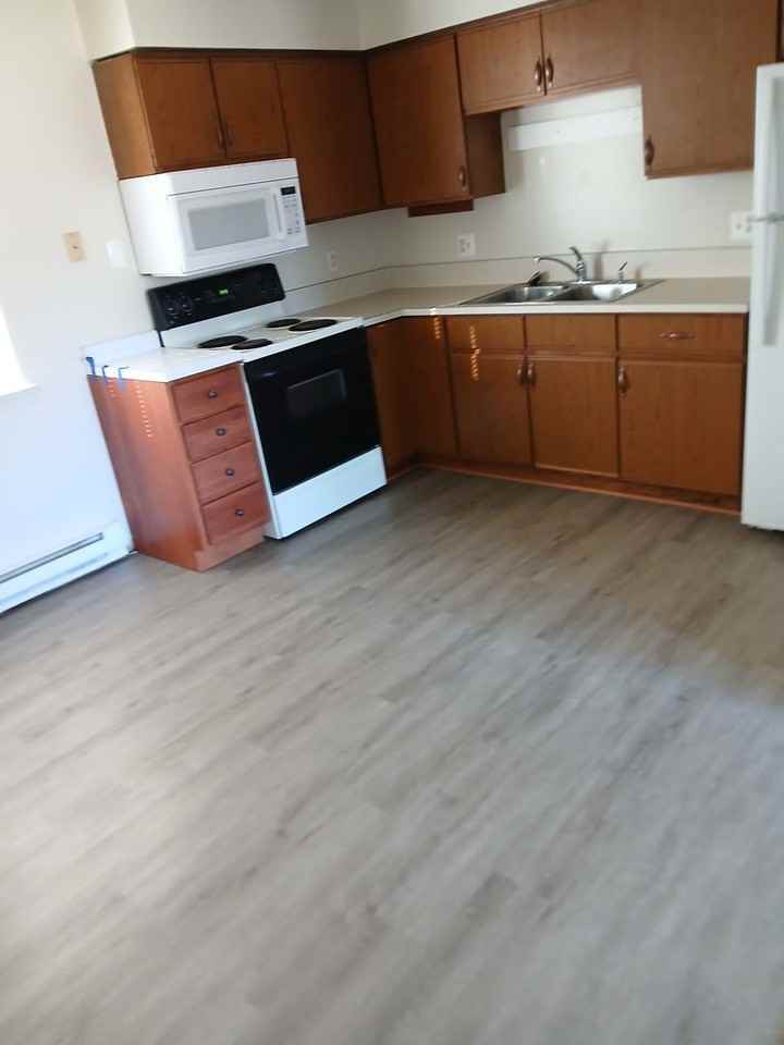 9017 Cedar Lake Rd - Photo 2 of 10