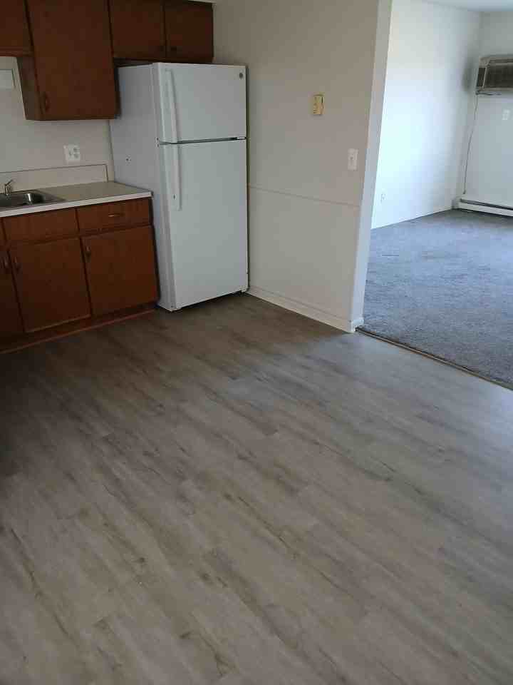 9017 Cedar Lake Rd - Photo 3 of 10