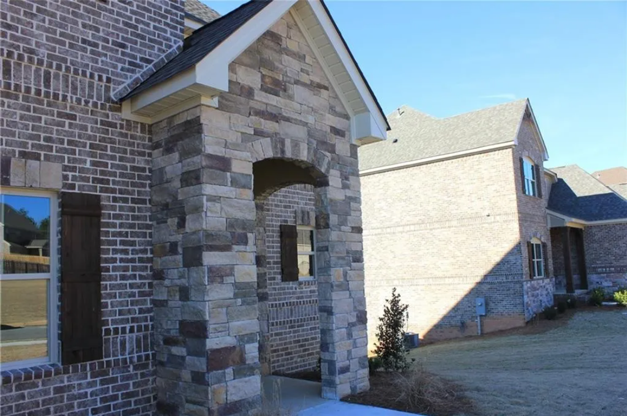 2193 Watts Way - Photo 2 of 24