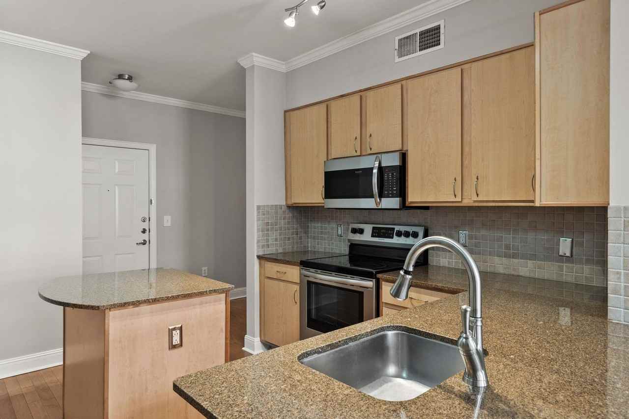 1803 Broadway #108 - Photo 3 of 22