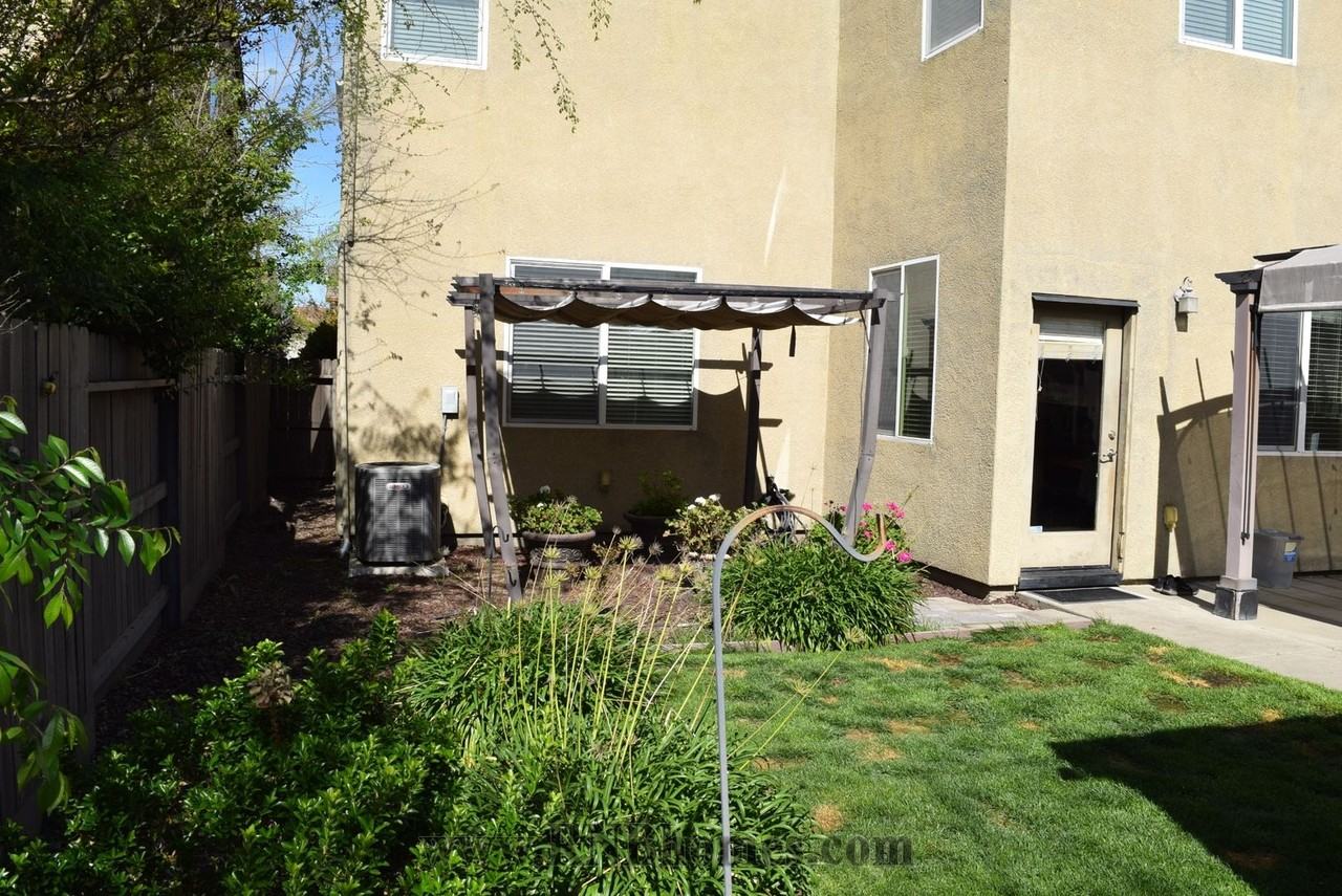 2961 Market St - Photo 3 of 4