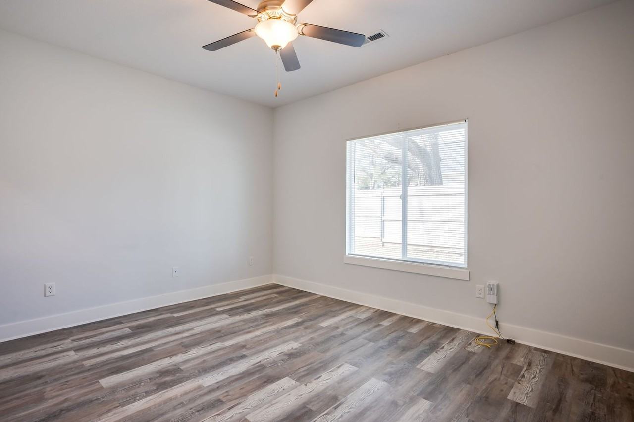 4521 N Froli St - Photo 5 of 13