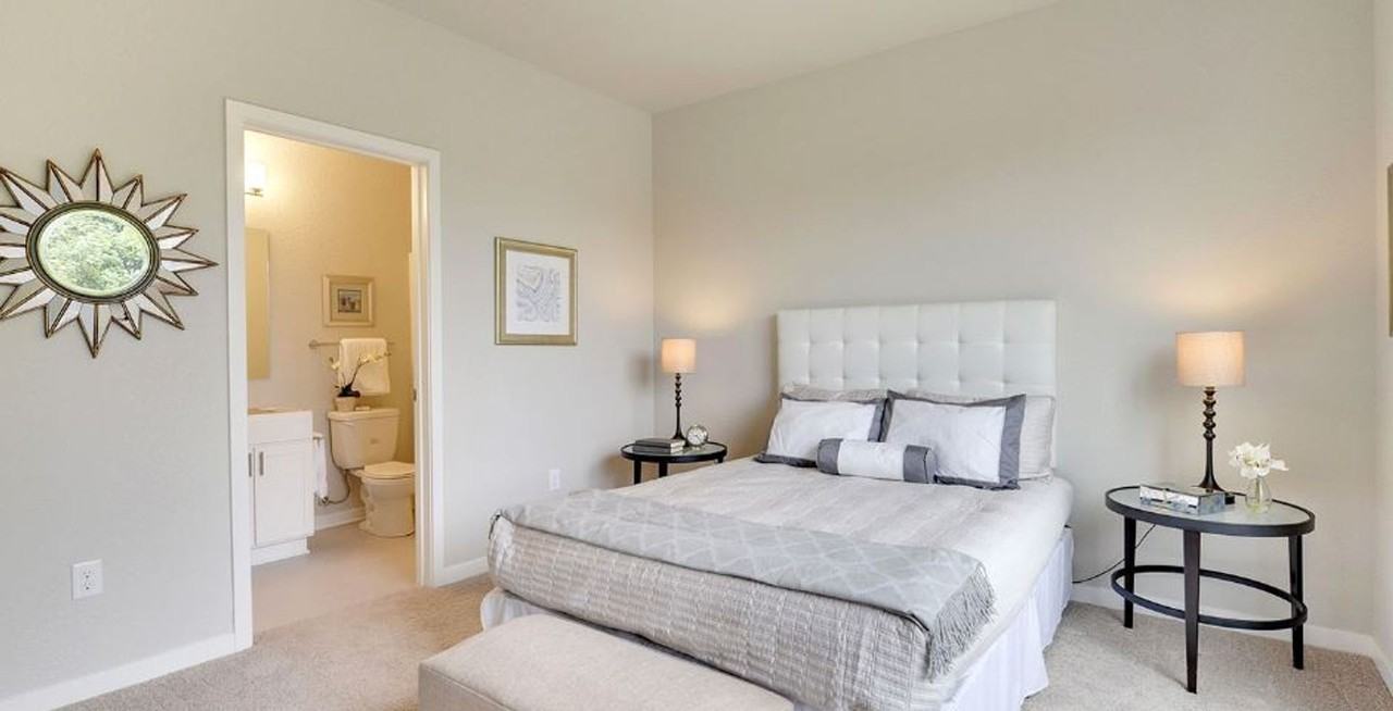 The Curtis - Photo 7 of 17