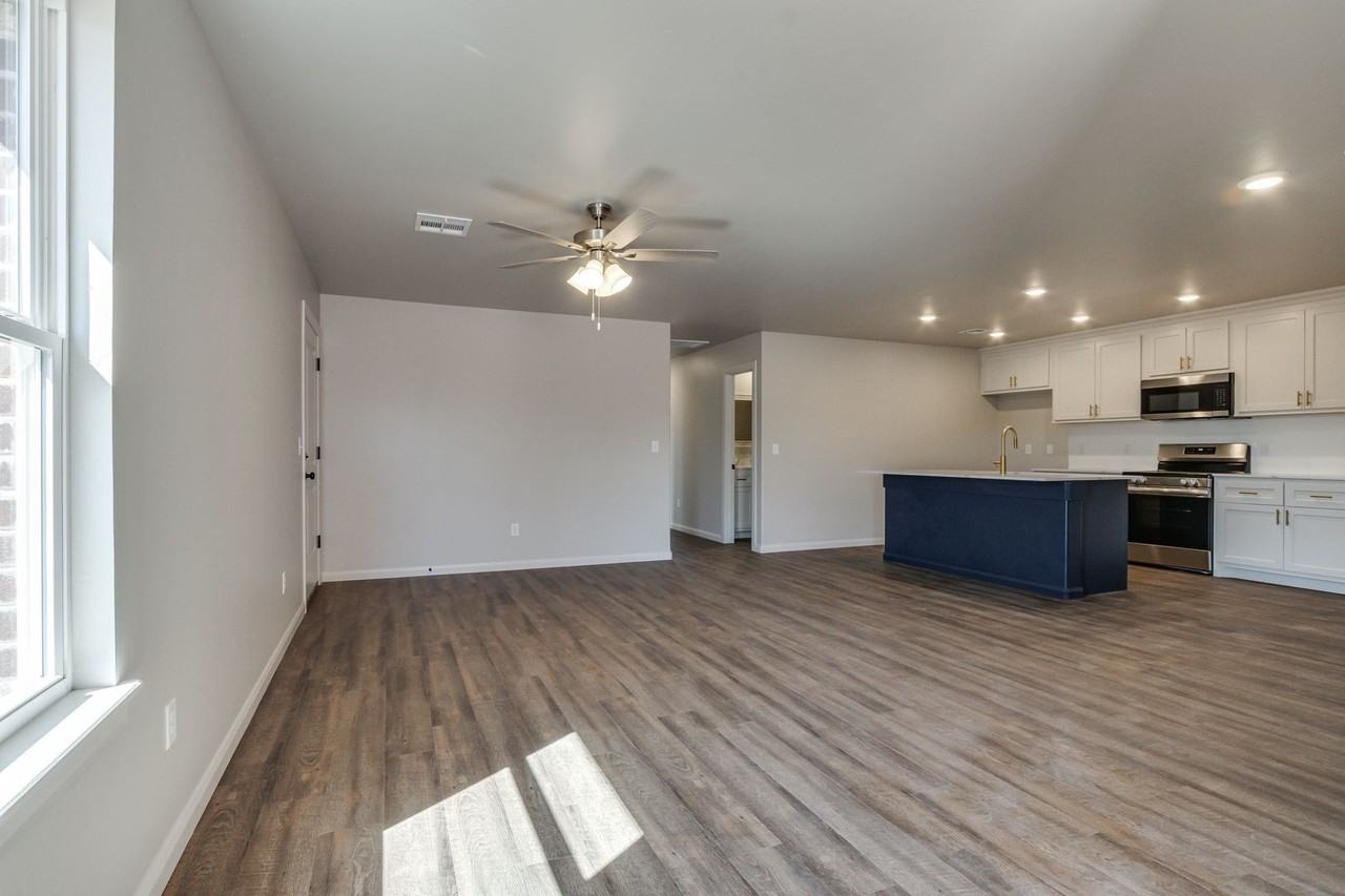 309 309 Dooley Creek Lane - Photo 5 of 43