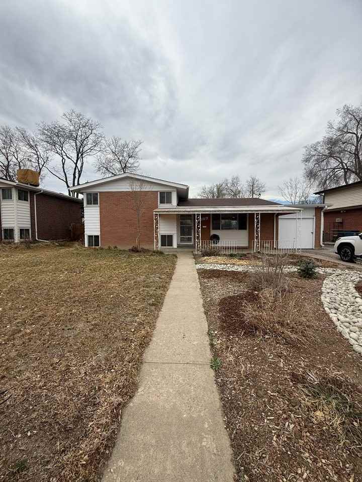 3289 Troy St - Photo 2 of 32