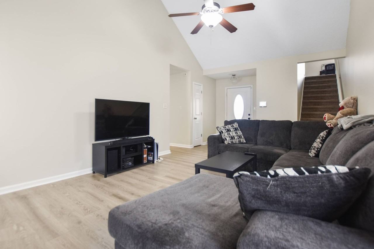 3847 Margie Ct - Photo 3 of 16