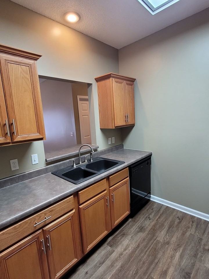 3800 Saddlebrook Pl #408 - Photo 6 of 22