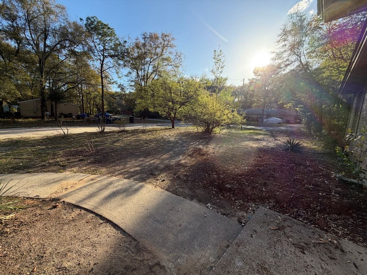 1550 Tangelo Dr - Photo 4 of 17