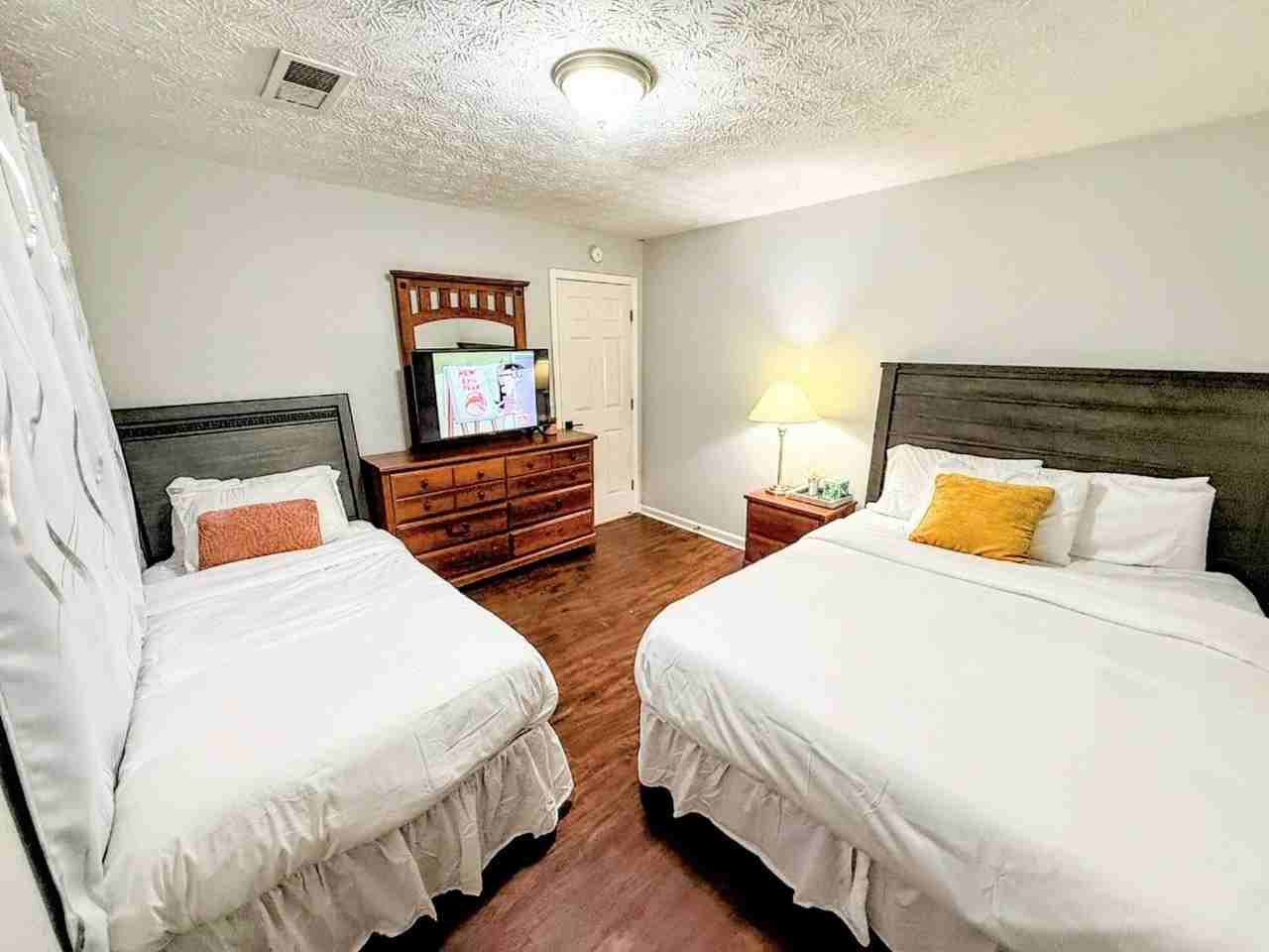 5405 Glen Haven Dr - Photo 5 of 22