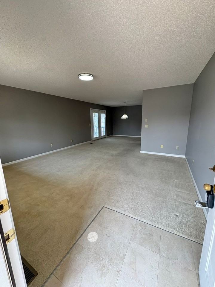 2354 Meadow Ct - Photo 3 of 19