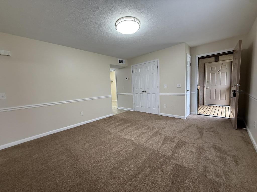 113 Virgil Dr - Photo 2 of 8