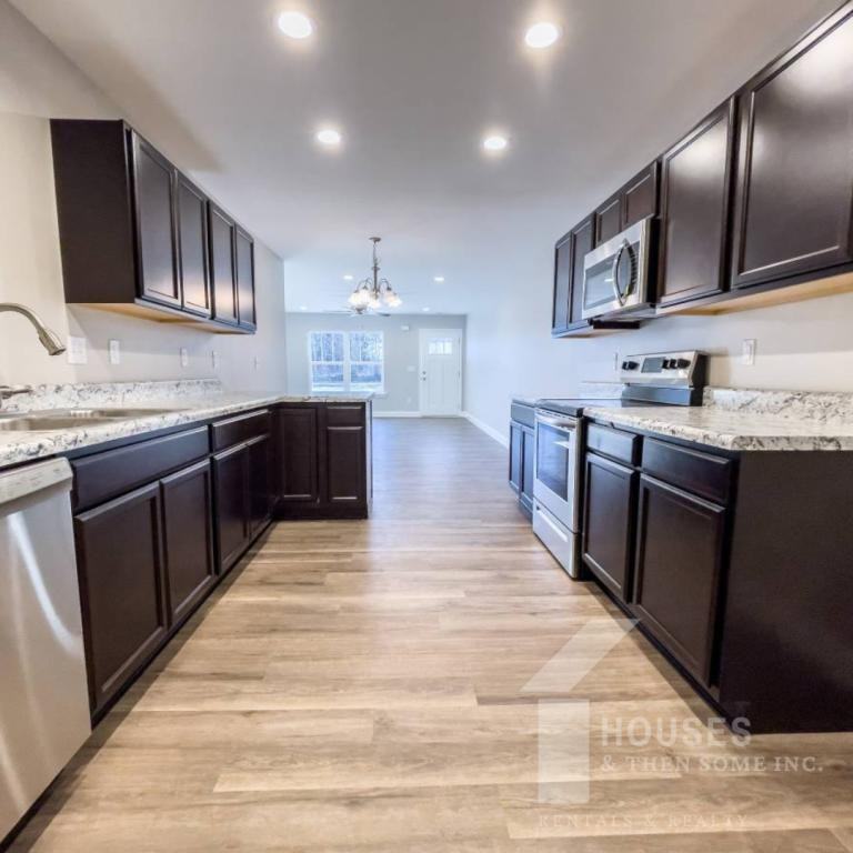 3116 Locust Hill Rd - Photo 5 of 18