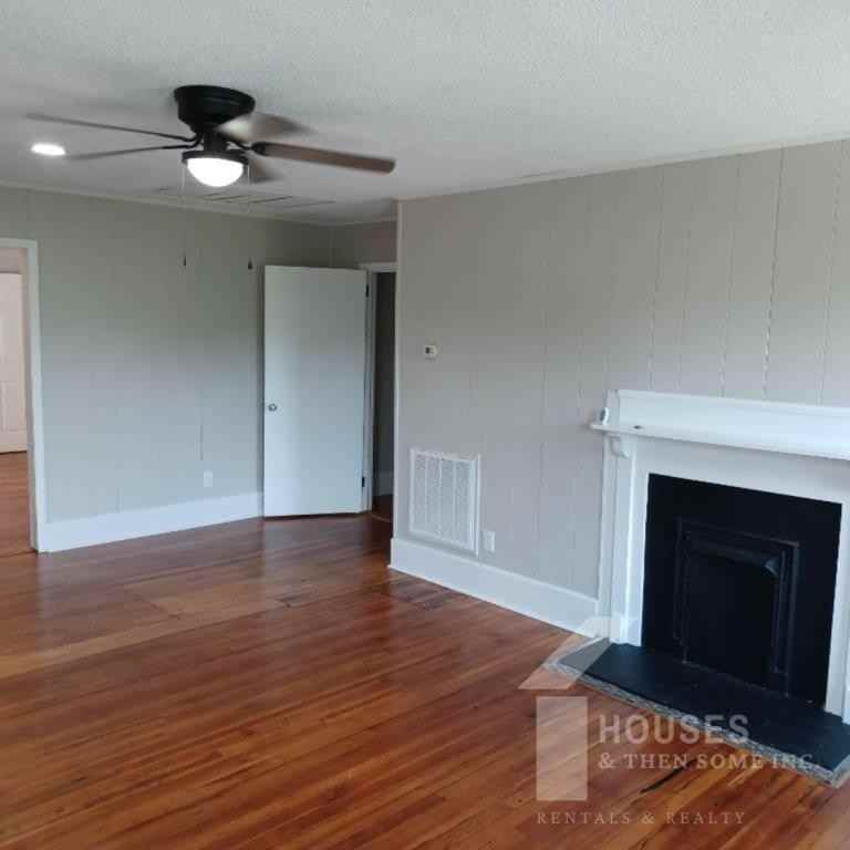 109 Fleming Ave - Photo 4 of 21