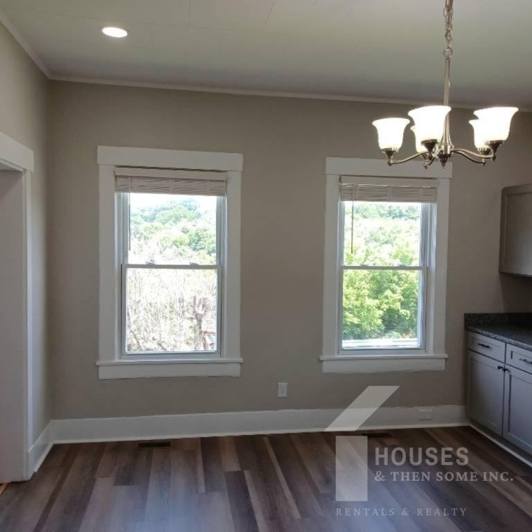 109 Fleming Ave - Photo 6 of 21