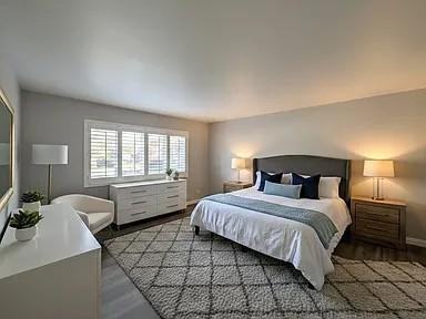 345 N Melrose Dr - Photo 4 of 8