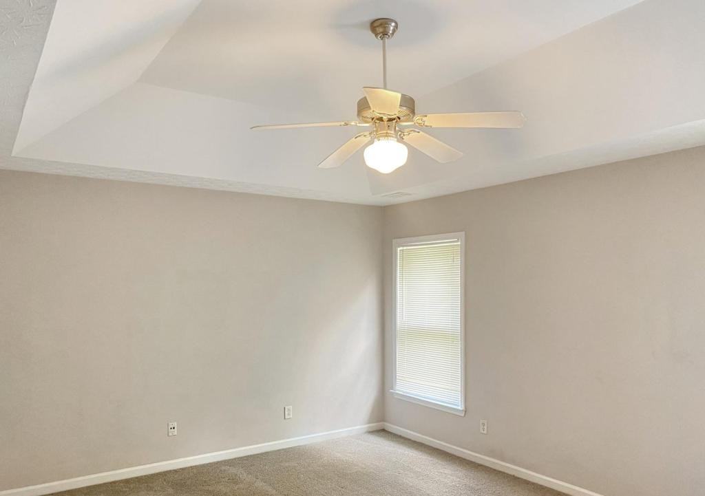 2550 Plymouth Way - Photo 6 of 11