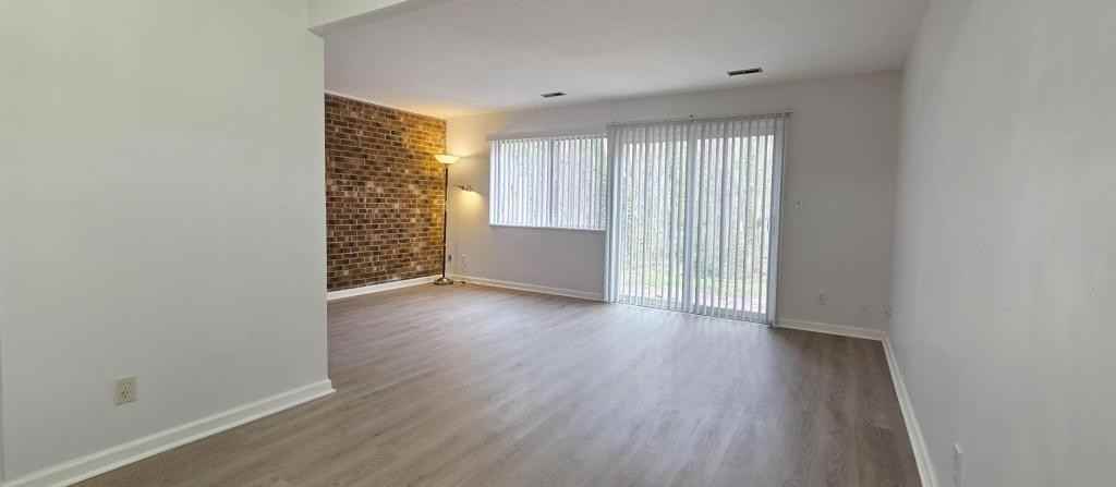 220 Elizabeth St ##A22 - Photo 4 of 26