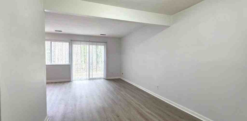 220 Elizabeth St ##A22 - Photo 5 of 26