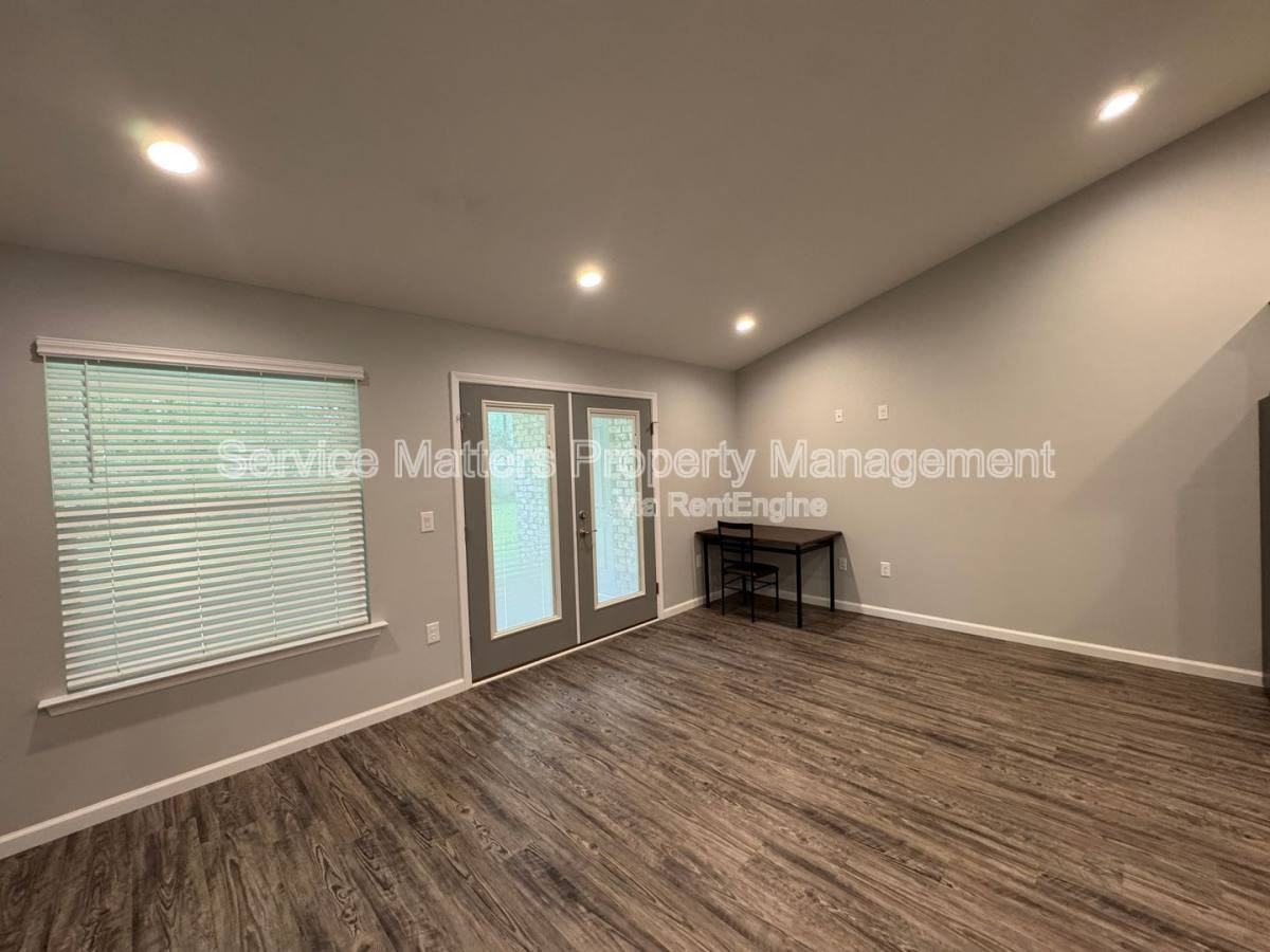 6850 Stirrup Ln - Photo 3 of 5