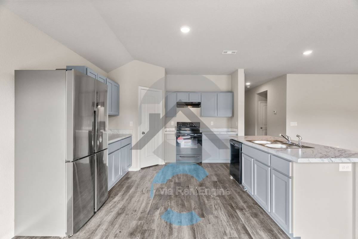1295 Cowbell St - Photo 3 of 5
