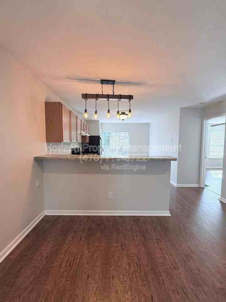 9295 Horseshoe Bnd - Photo 3 of 7