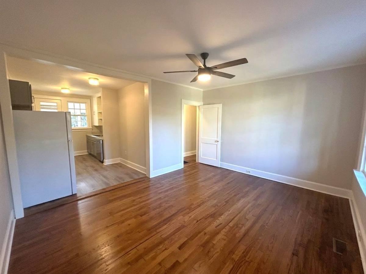 132 Oakhaven Ave - Photo 2 of 10