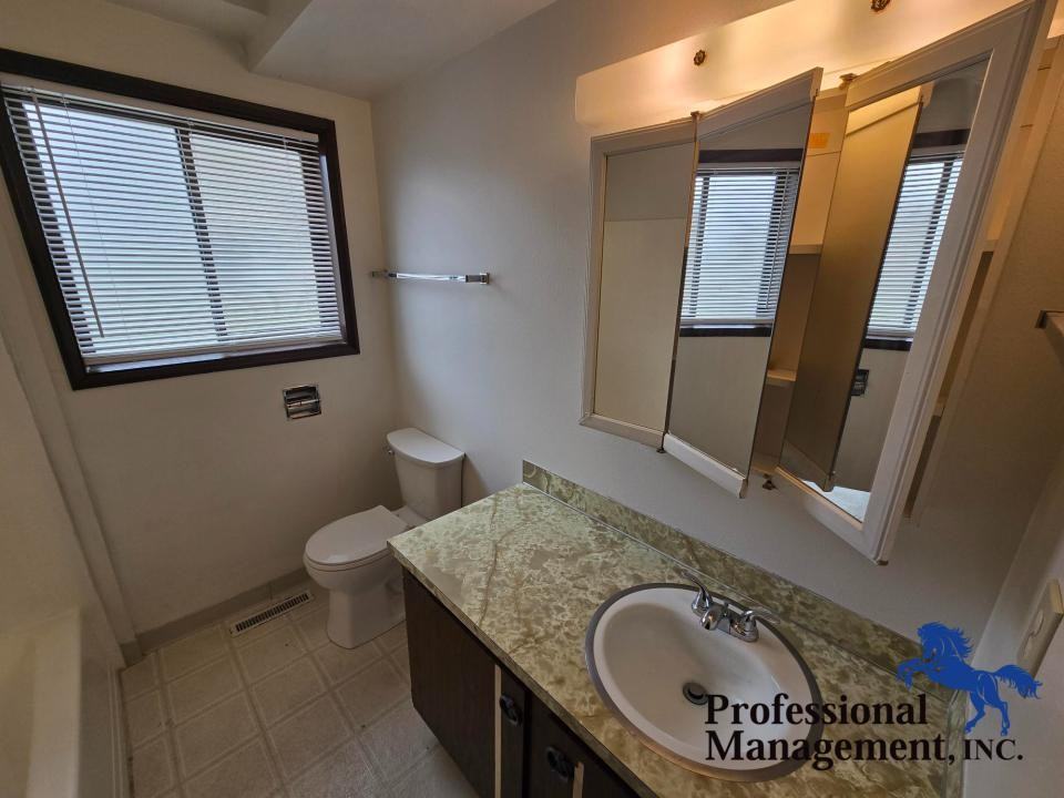 1510 Yellowstone Ave #4 - Photo 6 of 8